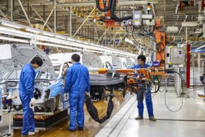 Siluro Ue alla Cina (e pure a Berlino): dazi sulle auto elettriche alle stelle