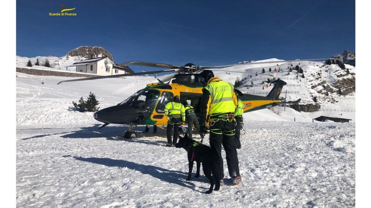 Sicuri in montagna con i consigli del Soccorso alpino della GdF