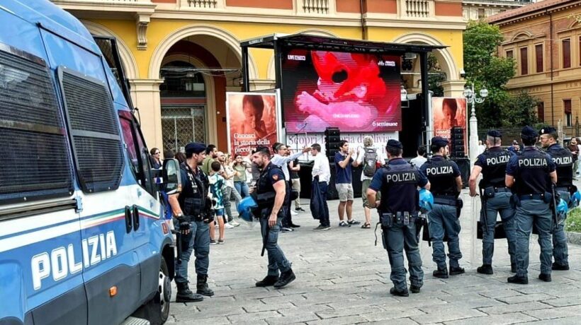 Sinistra impazzita a Bologna. Insulti e boicottaggi al film sulla bimba che nasce