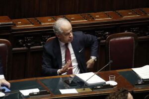 Naufragio di Cutro, concluse le indagini. Ora sei militari rischiano il processo