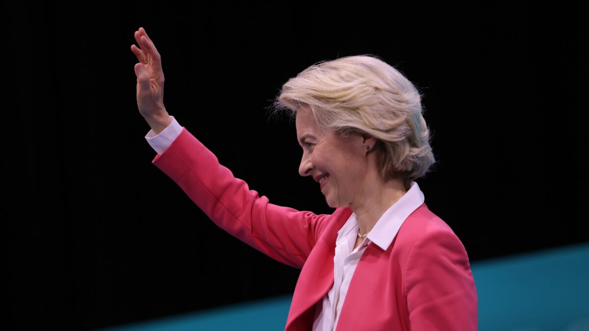 La Von der Leyen tutta a sinistra. I meloniani: così non la votiamo