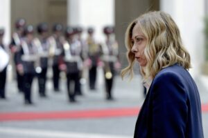 Il repulisti della Meloni non basta. A sinistra vogliono sempre di più