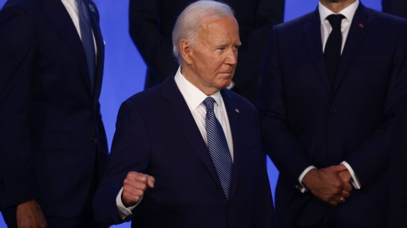 Gli Usa ridotti a reality: Clooney molla Biden