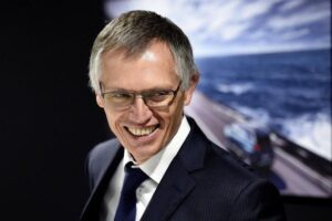 Frizioni governo-Stellantis. Poi inizia lo spot