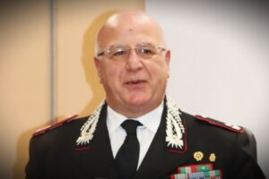 Agli arresti generale dei carabinieri e l’imprenditore che lavora con gli 007