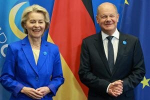 Cinesi azionisti della Commissione europea