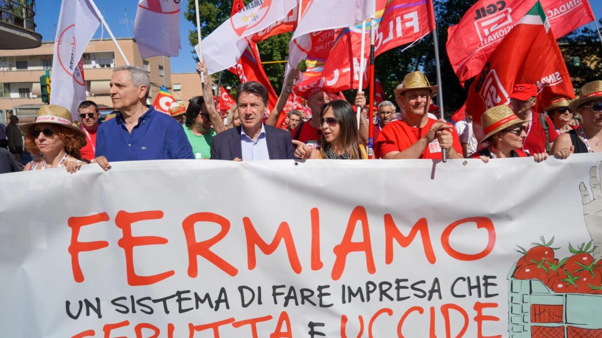 Conte scende in piazza con Landini per fare la grande ammucchiata