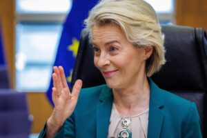 Via ai segnali di fumo con i conservatori. Primo banco di prova il voto per Ursula
