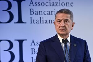 L’allarme di Panetta: con questi tassi aumenteranno i prestiti a rischio