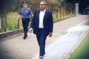 Il Riesame lascia Toti ai domiciliari: «Non ha capito la gravità dei fatti»