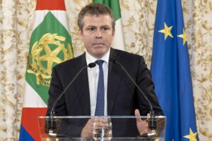 Mezza rivoluzione nel calcio: più poteri alla Lega di Casini. Gravina perde ma non molla