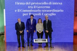 Lo Sceriffo provoca la Meloni, ma fa ancora cilecca