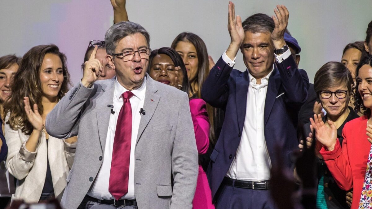 La sinistra francese è già esplosa. Intanto i macroniani guardano al Rn