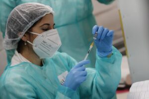 Quante menzogne sui vaccini obbligatori