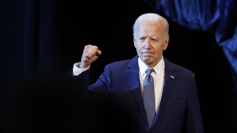 I sicari ora lo elogiano ma Biden lascia macerie