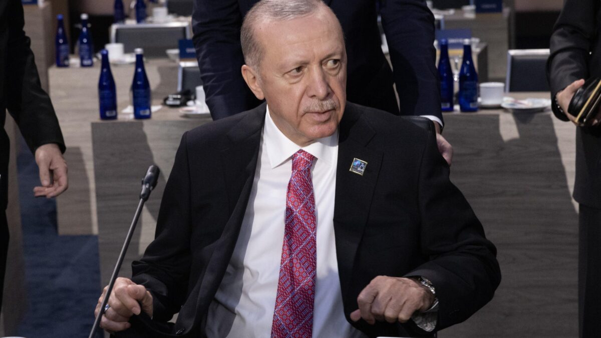 Erdogan adesso minaccia di attaccare Israele. Katz: «Finirai come Saddam»