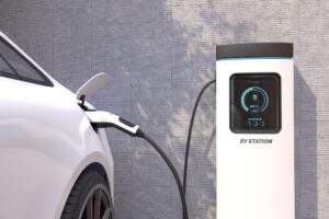 L’auto elettrica non si vende: case costrette al noleggio