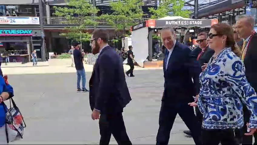 L’arrivo di Mike Pompeo alla convention repubblicana