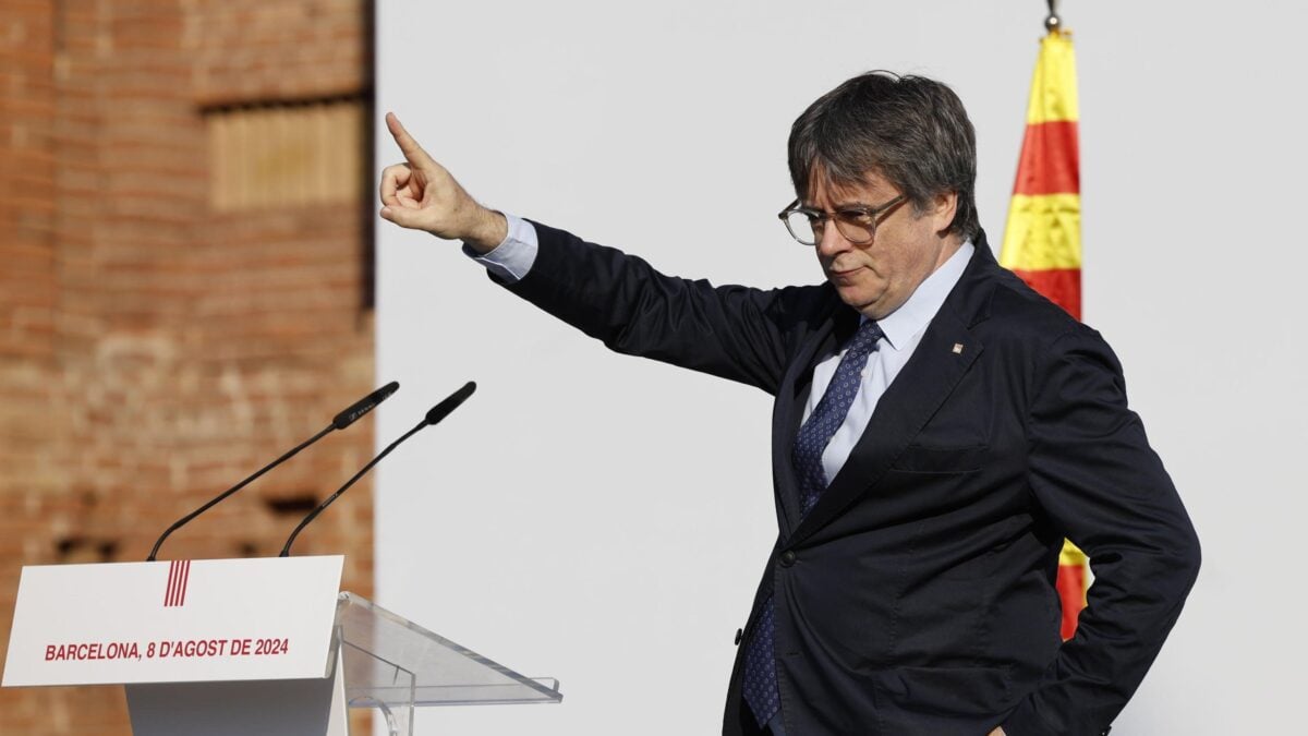Puigdemont riappare (e scompare). Eluso l’arresto, imbarazzo a Madrid