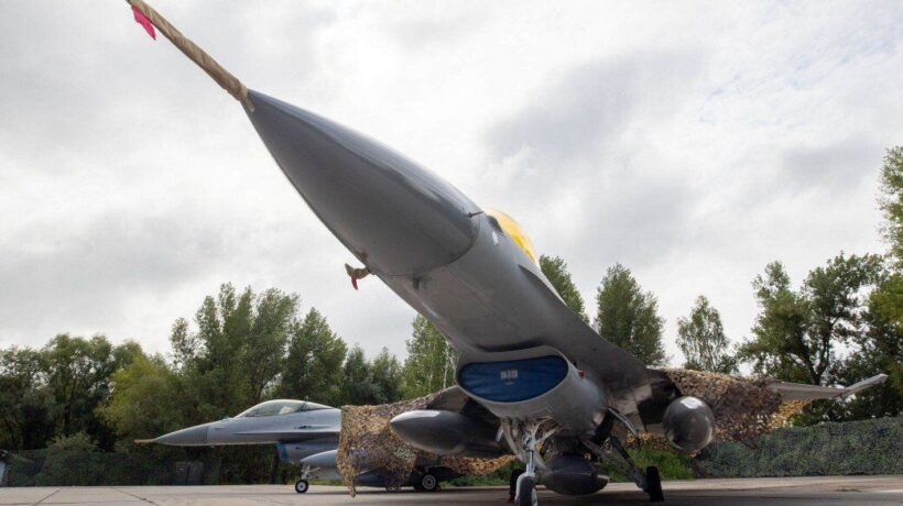 A Zelensky mancano i piloti di F-16. Adesso li cerca tra quelli in pensione