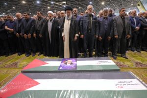 Khamenei glorifica il leader di Hamas. Israele annuncia: «Morto pure Deif»