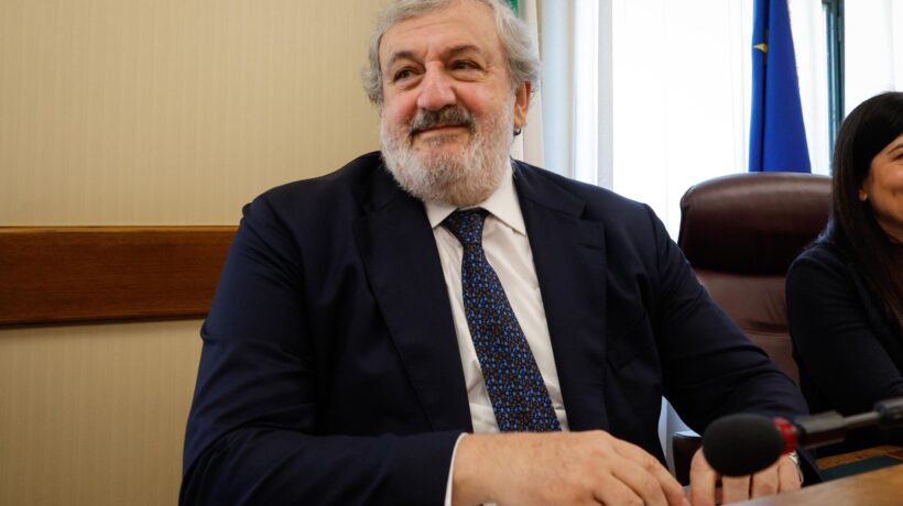 Schiaffo del Garante a Emiliano & C. Niente schedature sul siero anti Hpv