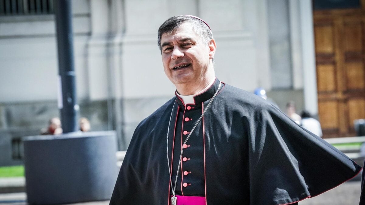 «Stampa» in allarme: il vescovo non è eretico