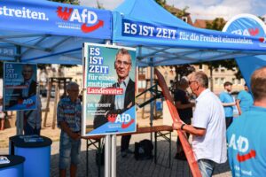 L’appello antifascista del tedesco «Spiegel» è così paranoico che sembra fascista