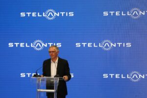Per Stellantis prezzi alti ma modelli da rinnovare