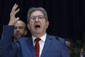 No dell’Eliseo a un governo guidato dalla sinistra. Melénchon furioso