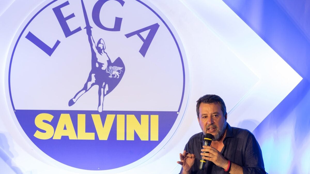 La Lega non porge l’altra guancia: «Quanti stranieri ospiterà la Cei?»