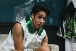 Le femministe non ci stanno: «Vomitevole»