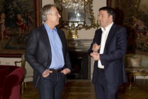 Il piano di Tony Blair e Renzi: computer al posto dei medici