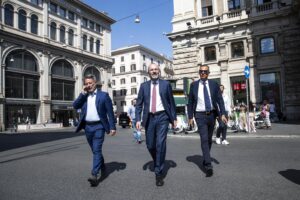 L’asse Meloni-Weber rafforza Fitto. E il premier vuole pace tra gli alleati