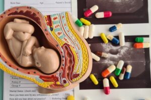 Causa contro il colosso degli aborti che si è buttato sui cambi di sesso