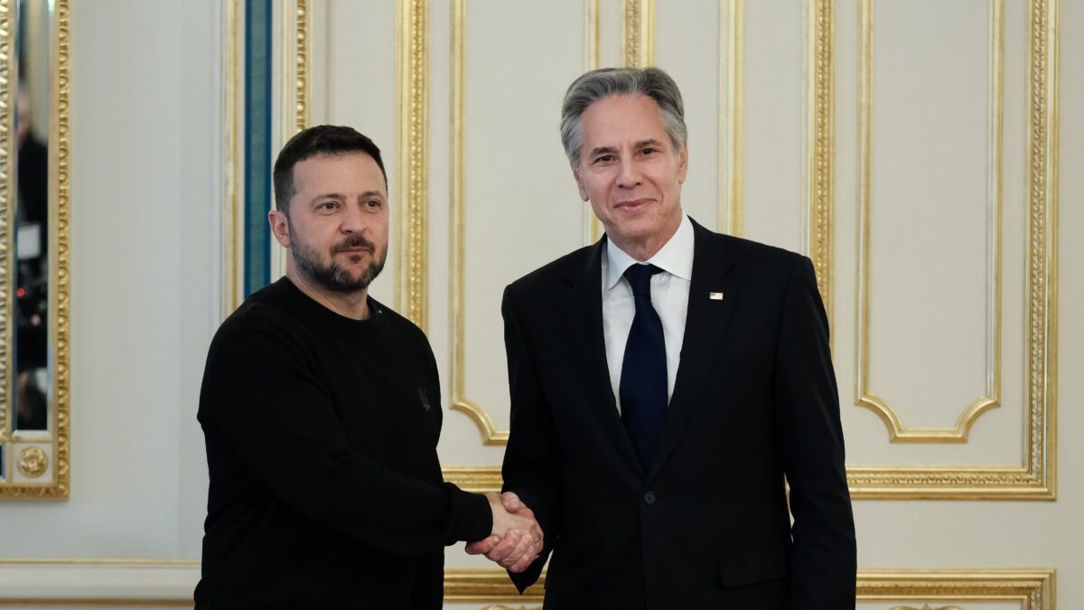 Londra e Washington daranno a Kiev il permesso di usare missili che non ha