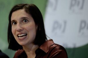 I socialisti Ue: «Non voteremo Fitto». Il Pd sferra l’attacco contro l’Italia