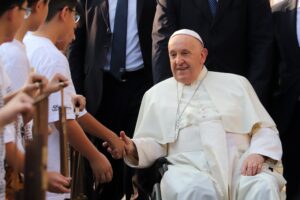 Volevano uccidere il Papa a Giacarta Sette arrestati: «Sono legati all’Isis»