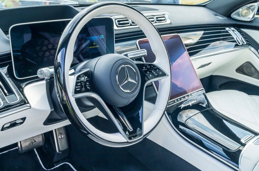Anche la Mercedes sbanda I cinesi comprano meno, finita la pacchia dei tedeschi