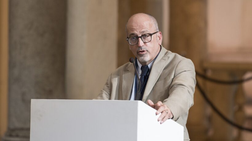 Il rettore impari dagli studi scientifici: i bambini non vanno manipolati