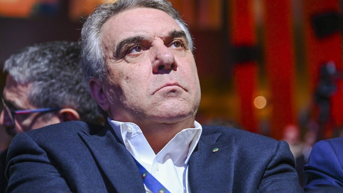 Sbarra: «Il piano green è ideologico rivediamo subito lo stop Ue ai motori termici nel 2035»