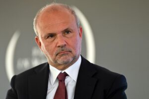 Il Ministero firma la resa: basta multe ai non vaccinati