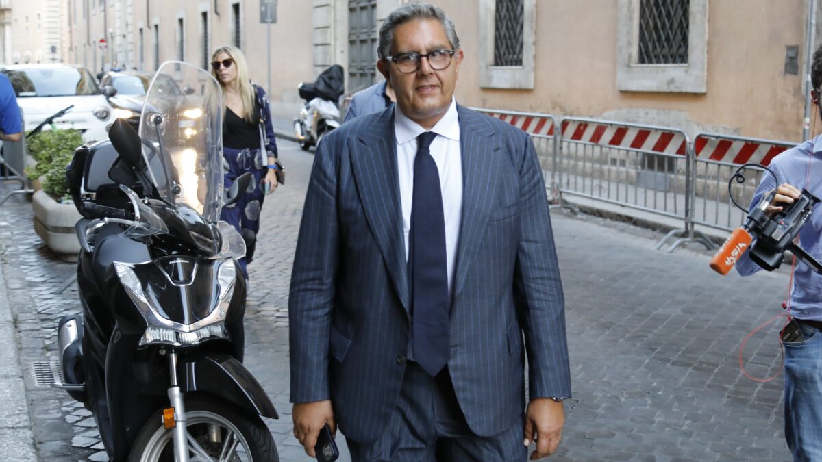 L’ex governatore ligure patteggia: 1.500 ore di lavori socialmente utili
