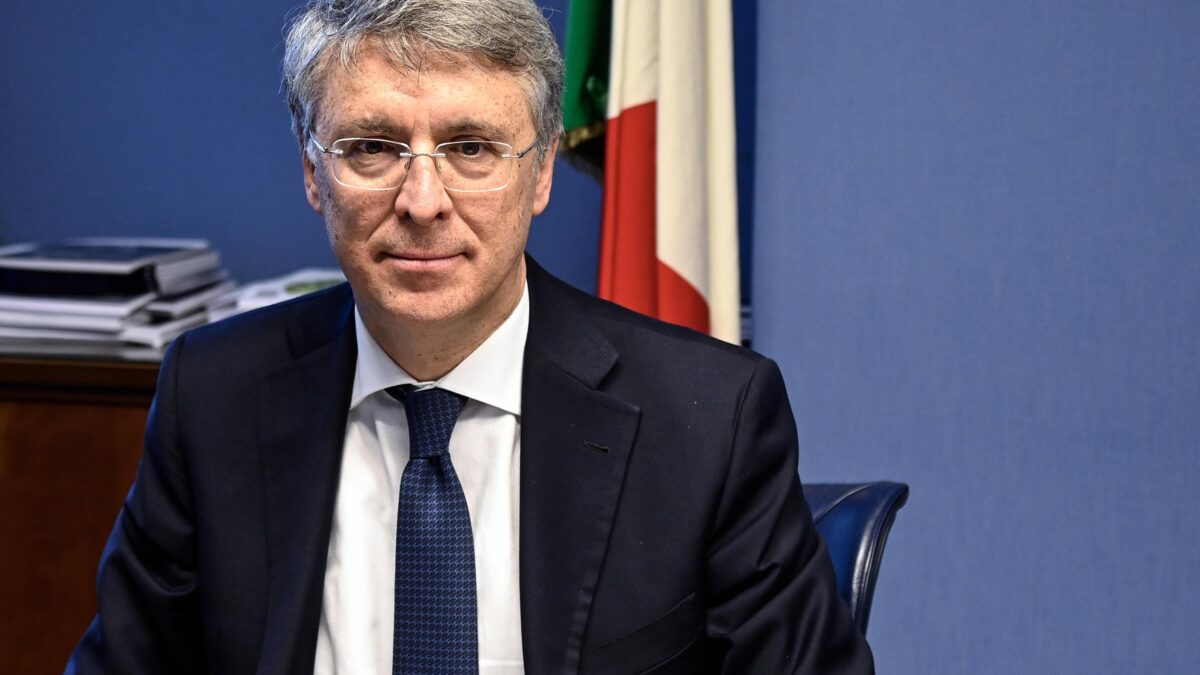 Dossieraggi, dopo il nostro scoop l’Antimafia corre: «Grave scandalo»