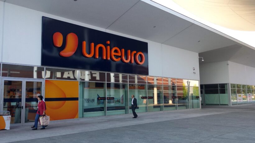 Prezzo, occupazione e Antitrust. I dubbi sull’Opa di Parigi su Unieuro