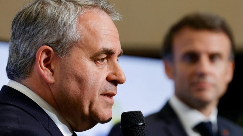 Il nuovo premier? «Oui», anzi no. Macron si contraddice da solo