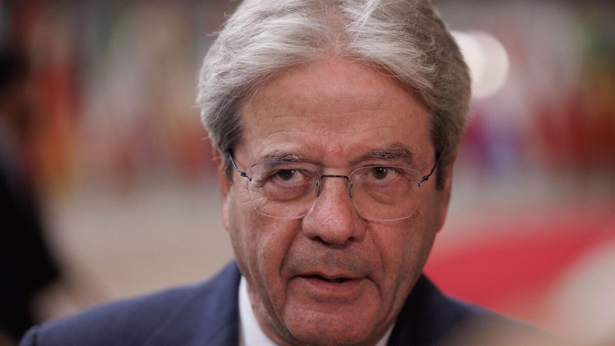 Gentiloni si fa beffa del voto democratico: «Se vince Trump niente entusiasmi»