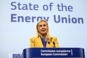 Europa contro Russia: altro harakiri. Pronti a mollare tutto il gas di Putin