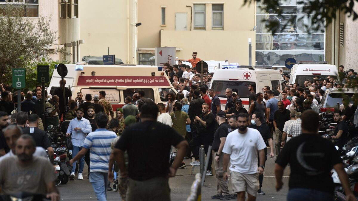 Scoppiano i cercapersone a Beirut. Morti e feriti tra gli Hezbollah