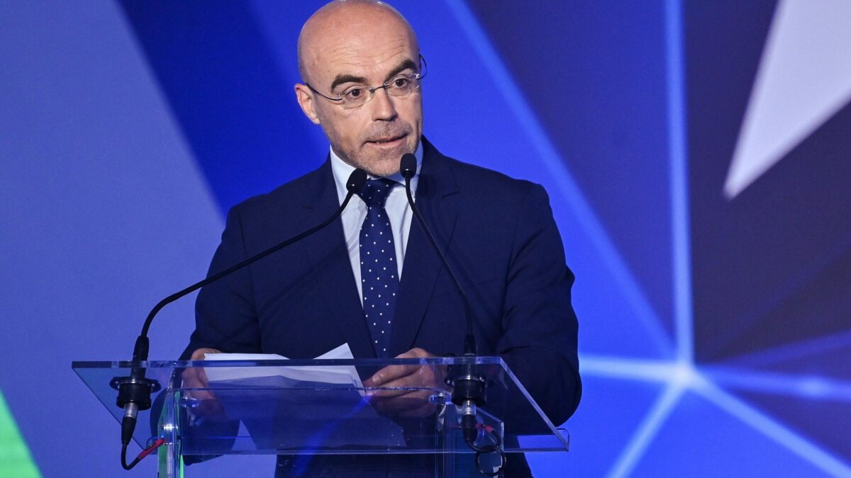 «Tagli alle Ong contro gli sbarchi»